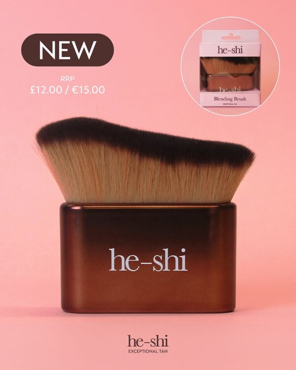 BLENDING BRUSH FOR FACE & BODY