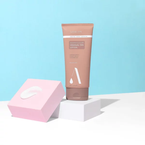 NOURISH & GLOW GRADUAL TAN LOTION – MEDIUM/DARK